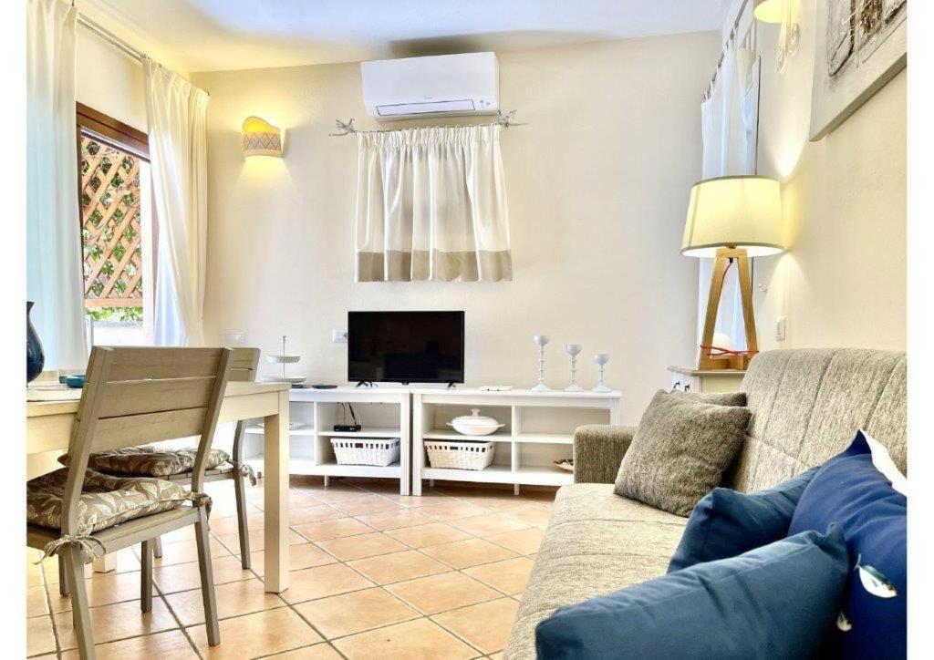 Апартаменты Le Residenze Sul Mare B6 Порто-Оттиолу Экстерьер фото